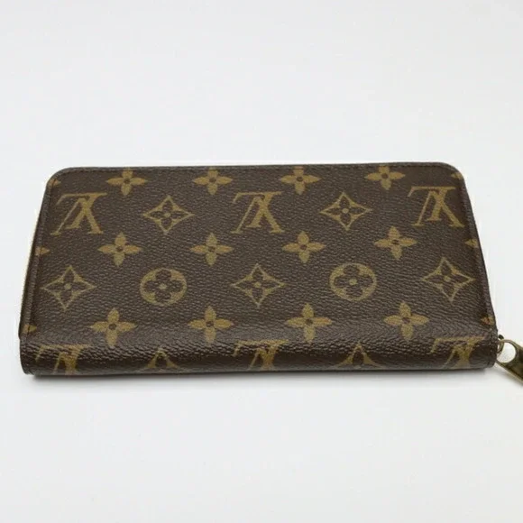 LOUIS VUITTON Brown Monogram Wallet - Picture 2 of 7
